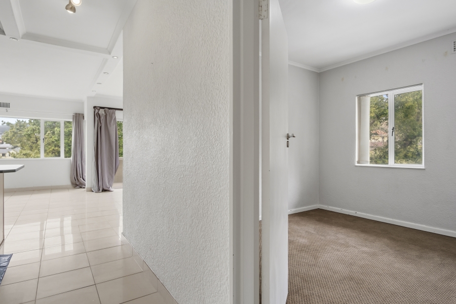 2 Bedroom Property for Sale in Oranjezicht Western Cape